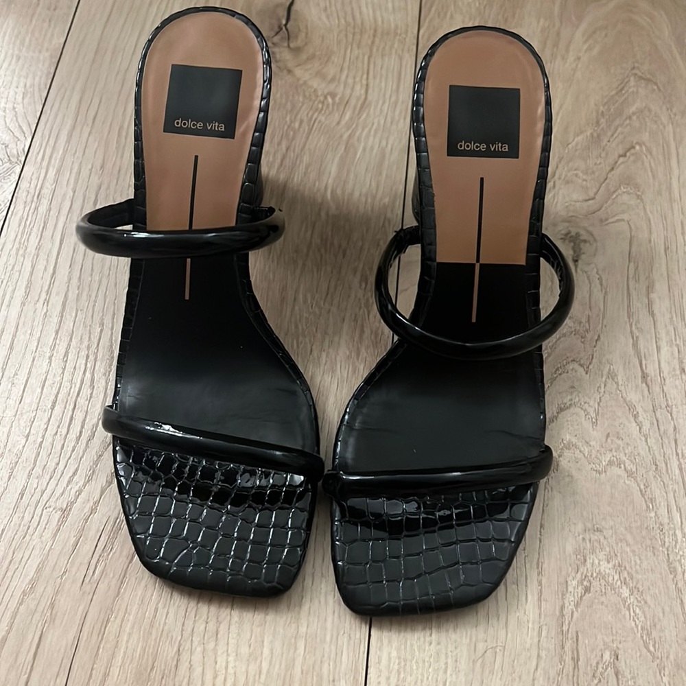 Dolce Vita Black Heals